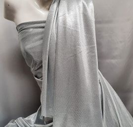 Lamé úplet stříbrné šupinky