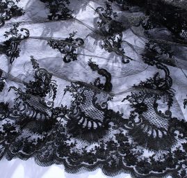 Krajka romantická výšivka na tylu černá II.jakost