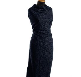 Pružná riflovina plastický květinový motiv tm. modrá/modrá