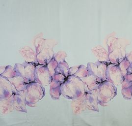 Satén nepružný tisk kupon maceška velká fialová