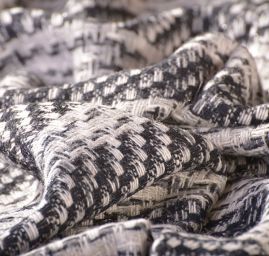 Látka na kostým imitiace ručně tkané metráže pruhy