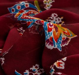 Šifon viskozový květinový vzor vínový