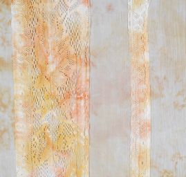 Šifon plise krajková aplikace s batikou pastel oranžový