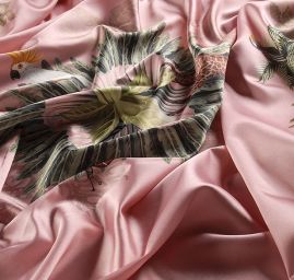 Satén s originálním potiskem Marlen  růžový