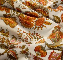 Pevnjěší  bavlněná látka tisk s hrubší strukturou