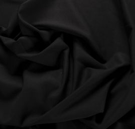 Úplet vyšší gramáže černé barvy