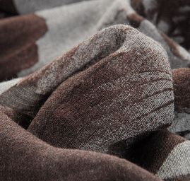 Voál bavlna směs velké květy hnědášedá