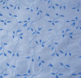 Vyšívaný taft vzor modré květy