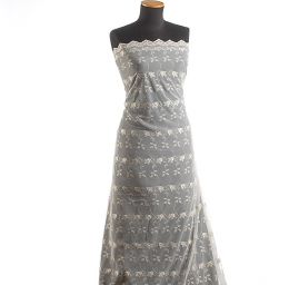 Krajka na tylu výšivka květinová slonová kost II.jakost