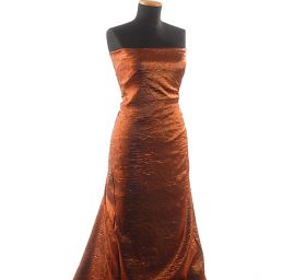 Lamé šatová látka kreš skořicová