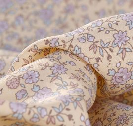 Viskozová letní látka kytičkový motiv pastel žlutá