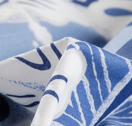 Bavlněná látka na šaty modrá