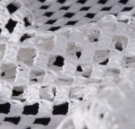 Imitace háčkované krajky/sítě barva slonová kost