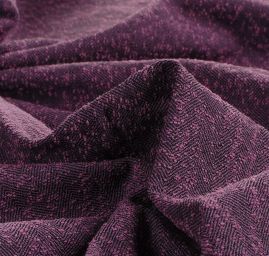 Kostýmová látka Art Fabrics rybí kost fialovočerná