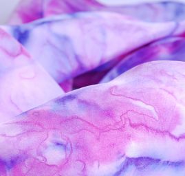 Ručně malovaný hedvábný šátek fialová/modrá