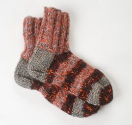 Ručně pletené ponožky MarLen červenomodré
