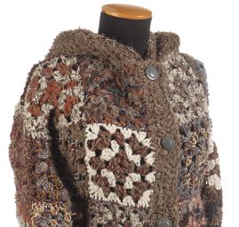 Háčkovaný kabátek hnědo-fialový melír