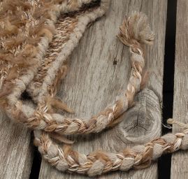 Ručně pletená čepice Marlen "špička"