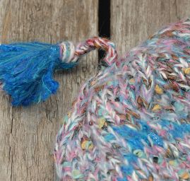 Ručně pletená čepice Marlen "helmička"