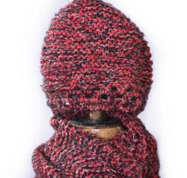 Pletená šála čepice s háčkovaným lemem červenočerná