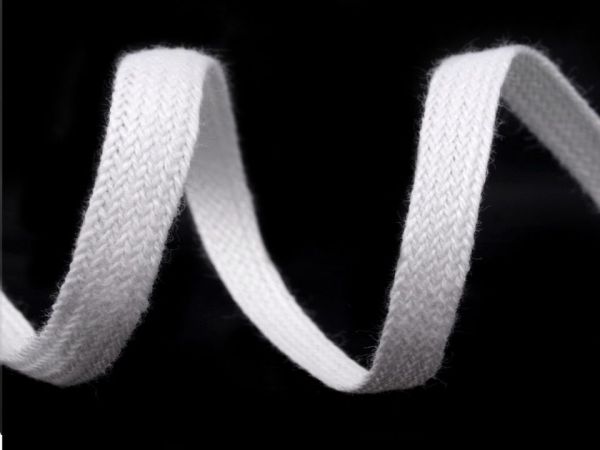 Pertle nebo-li kojenecká šňůrka 5mm bílá