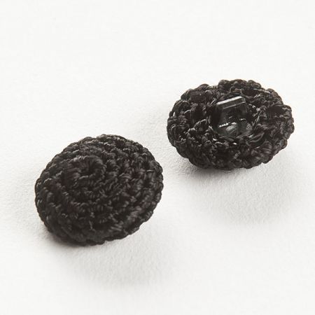 Knoflík imitace ruční práce černý