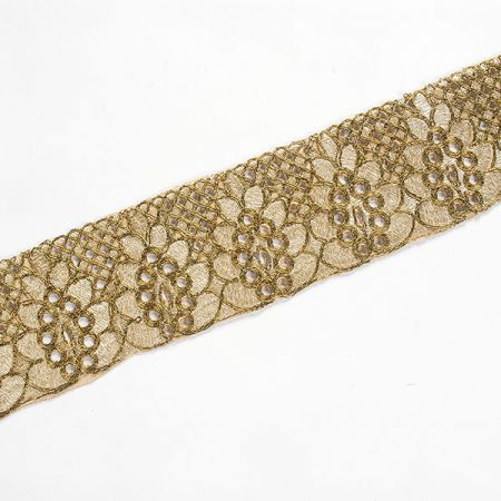 Krajková kovová stuha béžovozlatá