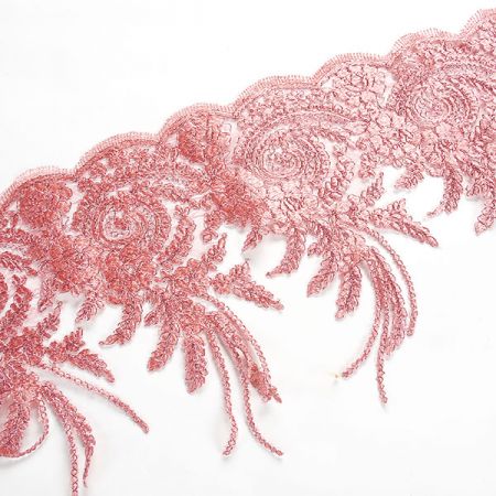 Krajka lem lurexová výšivka růžová