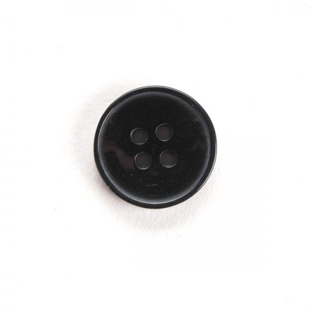 Knoflík oblekový 24" drobný lem černý