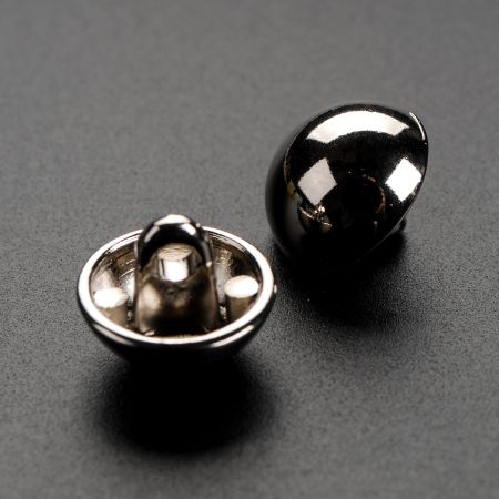 Knoflík kovový půlkulatý stříbrný 18"