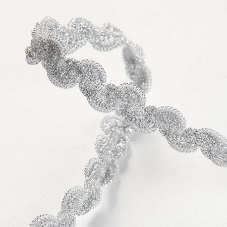 Prýmek leonský,vlnka stříbná