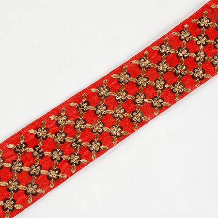 Šantungová stuha vyšívaná s flitry červená