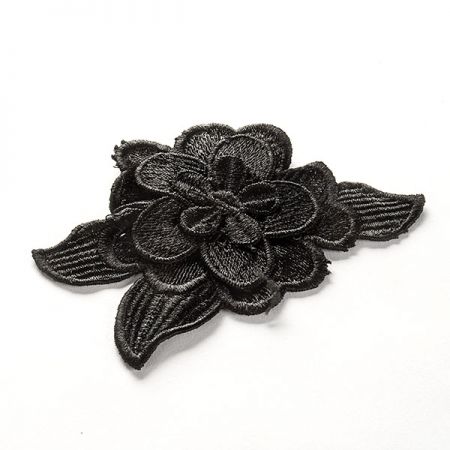Krajkový květ s listem černý