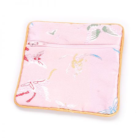 Elegantní brokátová taštička pastel růžová motýlci