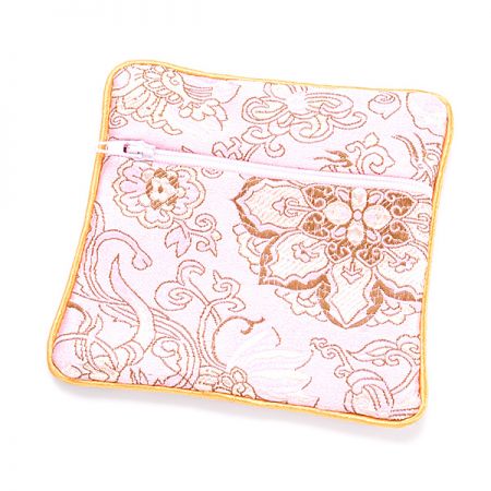 Elegantní brokátová taštička pastel růžová ornament