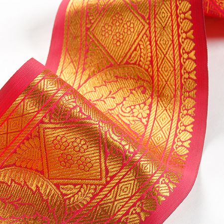 Vyšívaná stuha orientální motiv zlatá/fuchsiová