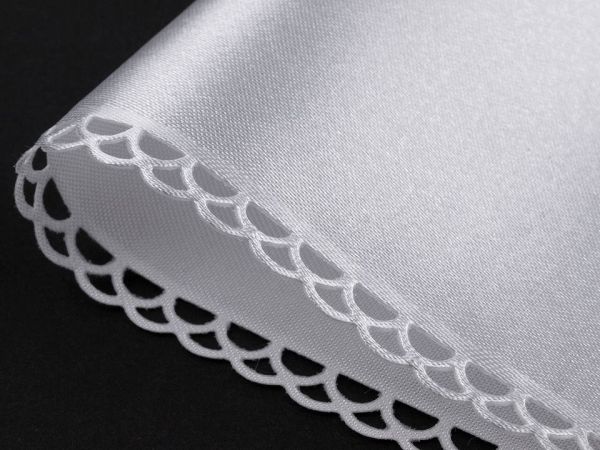 Kapesník ozdobný zdobný lem