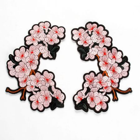 Květinová aplikace výšivka zažehlovací párová 