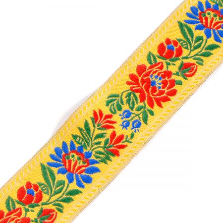Stuha krojová vyšívaná 3,5cm modrý/červený květ žlutá