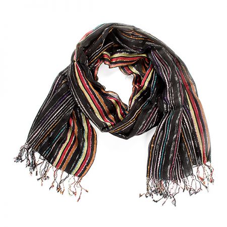 Šála jemná s třásněmi černá