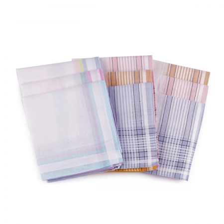 Kapesník dámský česaný mix barev světlý podklad