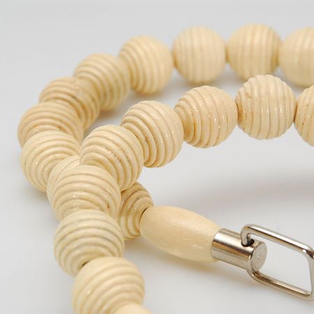 Ucho na tašky korálky dřevo/kov světlé