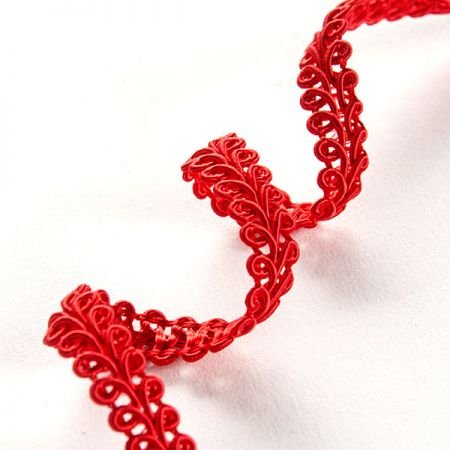 Oděvní prýmek červený