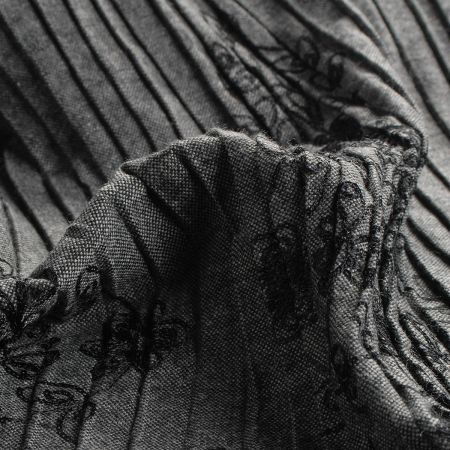 Tvíd plisé s výšivkou šedočerná/černá