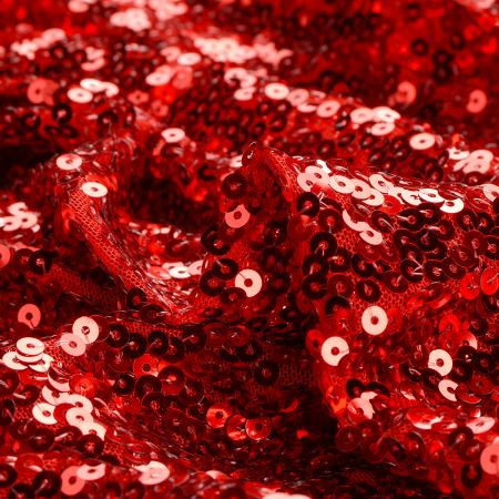 Tyl s výšivkou flitrů červený