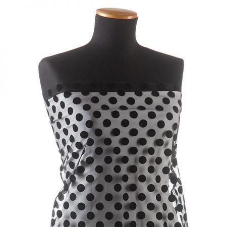 Tyl šatový sametový flock puntík velký černý