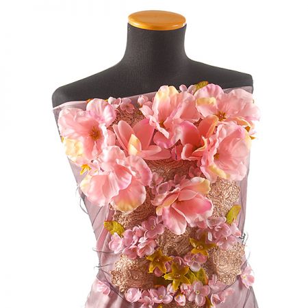 Originální MarLen kupón modelované šaty černá/růžová