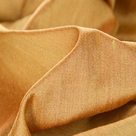 Dupion hedvábný šanžán zelenočervený