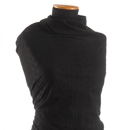 Madeira krajka motiv květin a pruhů černá