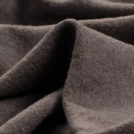 Vařená vlna hnědošedá